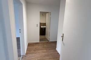 Sanierte 4-Zimmer Wohnung mit Aufzug und Balkon – Pillnitzer Weg 11, 13593 Staaken, Berlin – Vorschaubild 4