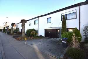 *Solides Reihenhaus mit Garage und viel Platz**Individueller Grundriss** – Böblingen (Kreis) – Vorschaubild 1