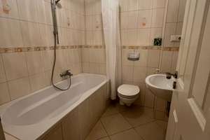 Klassische  4  Zimmer-Altbauwohnung / 2 Bäder  +  Gäste -WC /  Aufzug/  großer Balkon – Die vollständige Adresse der Immobilie erhältst du vom Anbieter., 65185 Mitte, Wiesbaden – Vorschaubild 13