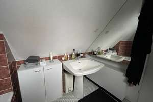 Ansprechende 1-Zimmer-Dachgeschosswohnung mit Einbauküche in Kassel – Baunsbergstraße 18, 34131 Bad Wilhelmshöhe, Kassel – Vorschaubild 8