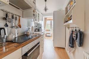 Schöne 2-Zimmer-Wohnung mit Einbauküche, Kamin im Wohnzimmer, eigenem Gartenanteil und Loggia – Die vollständige Adresse der Immobilie erhältst du vom Anbieter., 24116 Schreventeich, Kiel – Vorschaubild 7