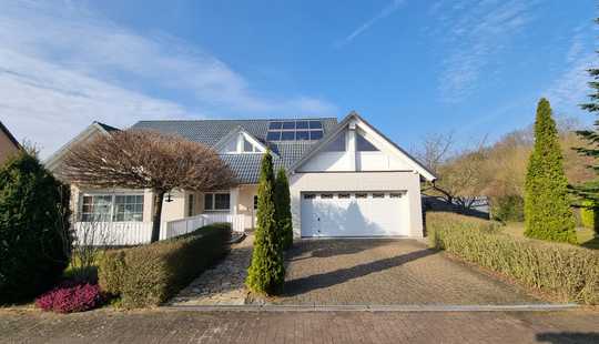 Bild von Exklusives Einfamilienhaus in Wolfsburg – Doppelgarage, Waldrandlage, Garten - Ihr perfektes Zuhause
