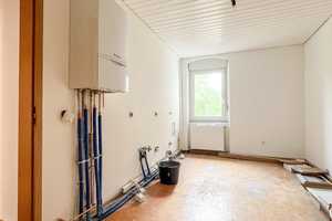 Frisch renovierte Wohnung in charmantem Altbau!  – Nürnberg – Vorschaubild 4
