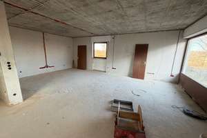 +++ Dreifamilienhaus in Ruhiger Lage von Esslingen Aichwald zu Verkaufen+++ – Die vollständige Adresse der Immobilie erhältst du vom Anbieter., 73773 Aichwald – Vorschaubild 2