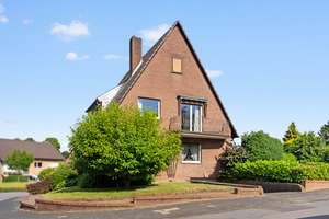Großzügiges Zweifamilienhaus mit großem Grundstück, zwei Garagen und Blick auf die Burg Rode – Die vollständige Adresse der Immobilie erhältst du vom Anbieter., 52134 Herzogenrath – Vorschaubild 3