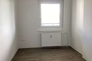 Renovierte 2,5 Zimmer Wohnung in zentraler Lage mit Balkon. – Steubenstr. 13, 33609 Mitte, Bielefeld – Vorschaubild 4