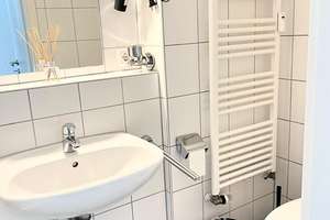 Helle 2-Zimmer Wohnung mit Balkon im 3. OG in Köln Altstadt – An Sankt Agatha 31, 50667 Altstadt/Nord, Köln – Vorschaubild 10