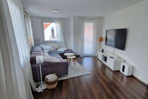 VOLL MÖBLIERT: Helle 3,5-Zimmer-Wohnung im Herzen von Stuttgart-Süd – Die vollständige Adresse der Immobilie erhältst du vom Anbieter., 70199 Heslach, Stuttgart – Vorschaubild 2