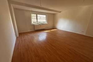 Helle 3-Zimmer-Wohnung mit Einbauküche in Hamburg-Harburg – Die vollständige Adresse der Immobilie erhältst du vom Anbieter., 21073 Harburg (Ortsteil), Hamburg – Vorschaubild 2