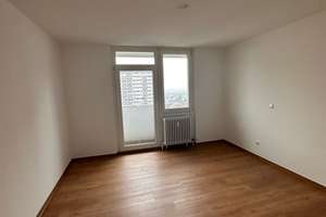 Modernisierte 3-Zimmer-Wohnung mit Balkon zu vermieten! – 60433 Frankfurter Berg, Frankfurt am Main – Vorschaubild 3