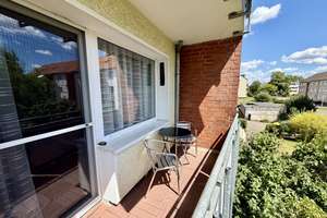 Willkommen zu Hause: Wohnen nahe dem Silbersee – Gepflegte 4-Zimmer-Wohnung mit Südbalkon und Garage – Die vollständige Adresse der Immobilie erhältst du vom Anbieter., 30851 Langenhagen – Vorschaubild 2