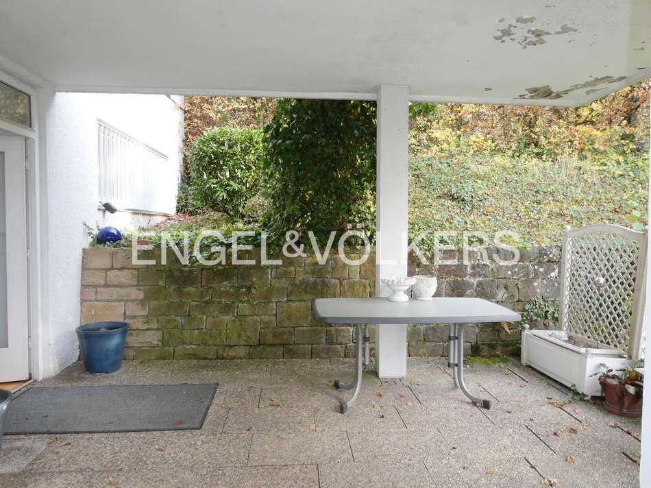 Überdachte Terrasse der ELW