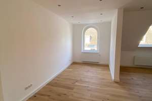 Großzügige 4-Zimmer-Dachgeschosswohnung – Schützenstraße 25, 56068 Süd, Koblenz – Vorschaubild 5