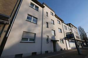 Renovierte & gemütliche 2,5 Raum-Dachgeschosswohnung mit Tageslichtbad & Gartennutzung in Hassel