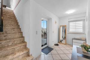 Endlich Platz für das große Leben. Mit Garten, Terrasse und Blick in die Ferne – Die vollständige Adresse der Immobilie erhältst du vom Anbieter., 53639 Königswinter – Vorschaubild 12