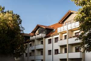 Moderne Badsanierung! Mit Balkon & EBK!