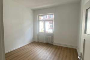 Helle 2-Zimmer Wohnung im 2. OG mit Balkon in Mannheim-Lindenhof – Die vollständige Adresse der Immobilie erhältst du vom Anbieter., 68163 Lindenhof, Mannheim – Vorschaubild 3