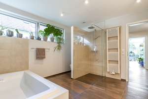Kein 0815! Modern, individuell und energieeffizient in familiärer Umgebung. – Die vollständige Adresse der Immobilie erhältst du vom Anbieter., 22143 Rahlstedt, Hamburg – Vorschaubild 7