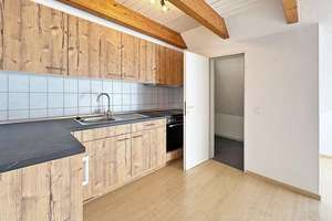 Neustadt / Lichtdurchflutende 1-Zimmer-Wohnung mit Spitzboden und eigenem Stellplatz – Die vollständige Adresse der Immobilie erhältst du vom Anbieter., 28201 Südervorstadt, Bremen – Vorschaubild 5