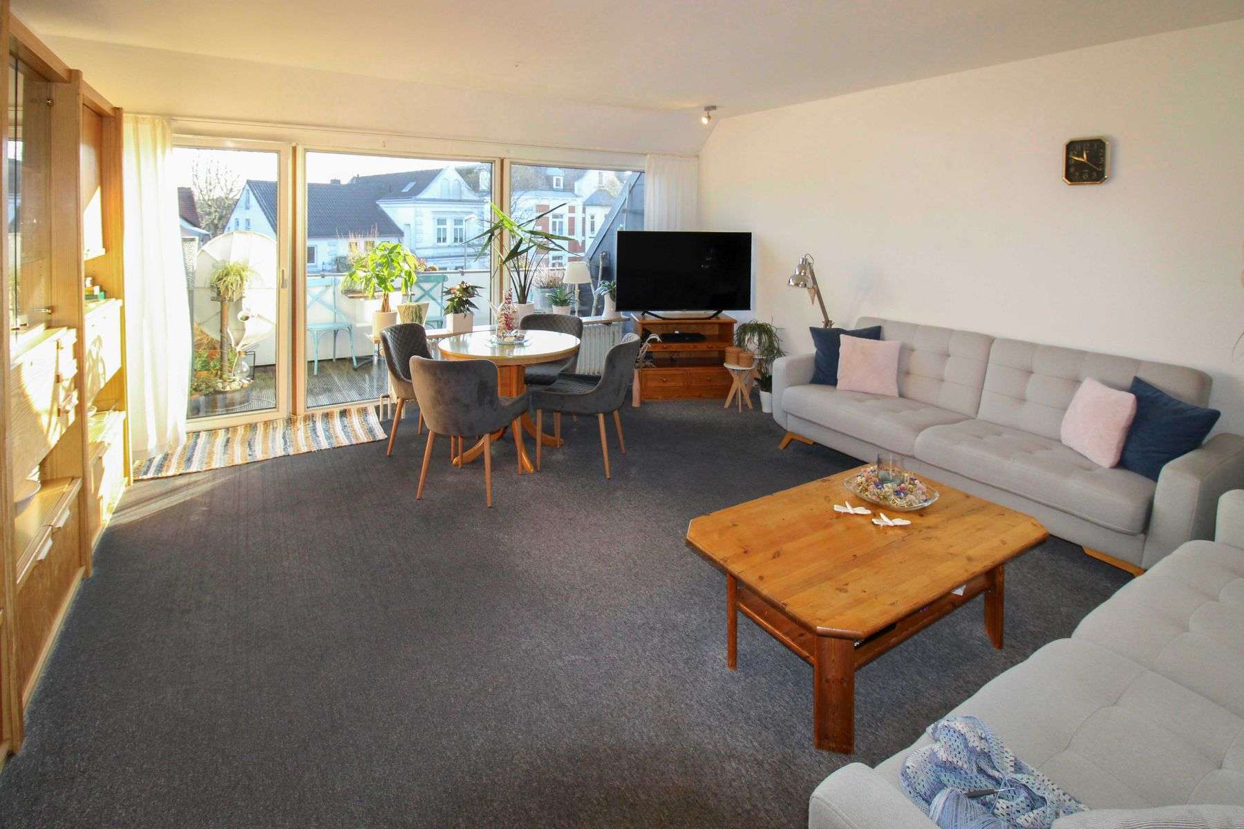 Charmante und zentrale Wohnung mit Loggia in Schleswig, Schleswig Flensburg Kreis – Bild 2