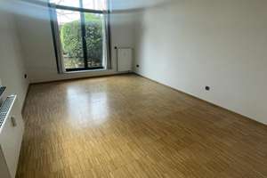 ein Traum auf 67 m² -  Erdgeschoß-Appartement zum Wohlfühlen! incl. EBK und  45 m² Gartenterrasse