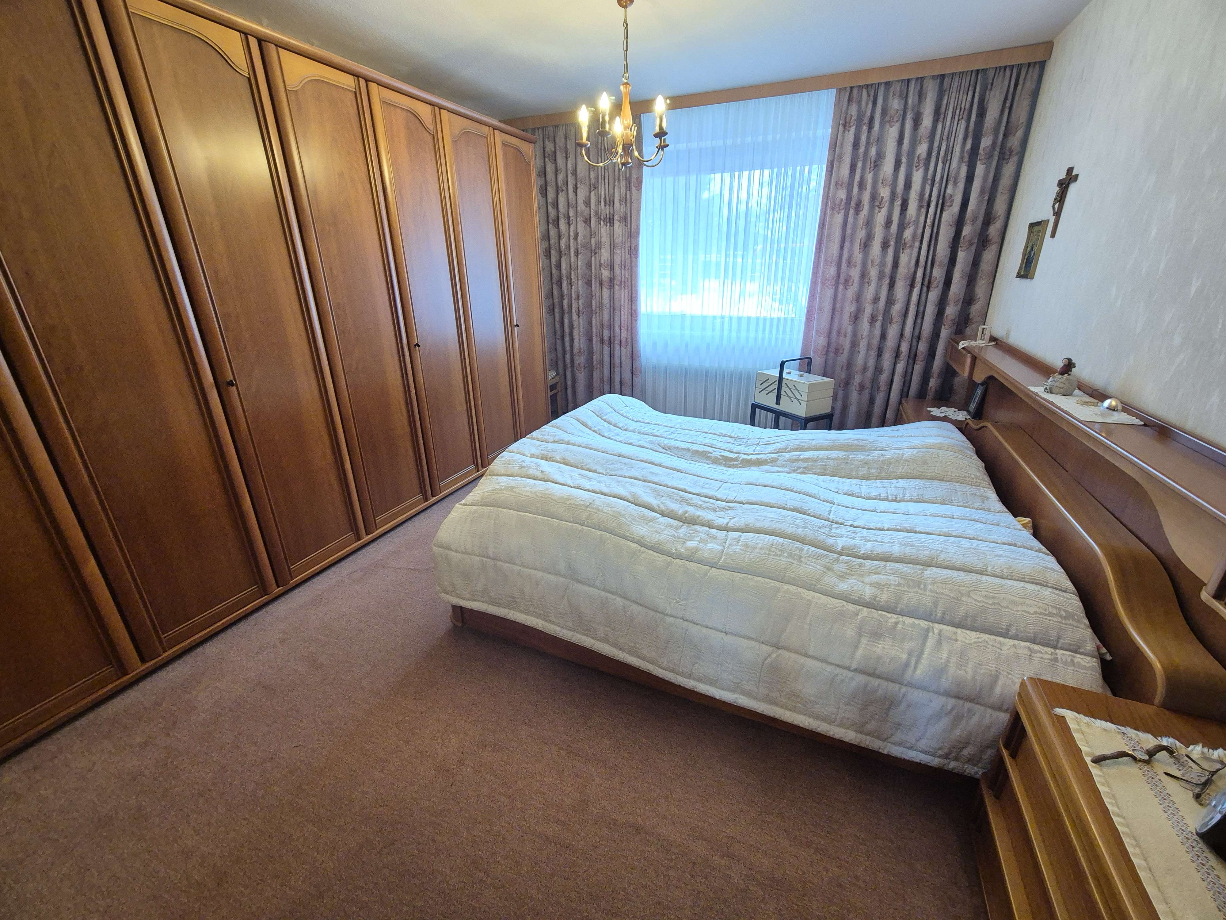 Immobilie in Giesen - Großzügiger Winkelbungalow mit Garage und Einliegerpotenzial in ruhiger Lage von Giesen-Hasede - Bild 11