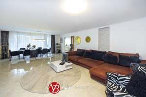 Familienfreundliche 4-Zimmer-Wohnung mit zwei Balkonen in zentraler Lage von Düsseldorf