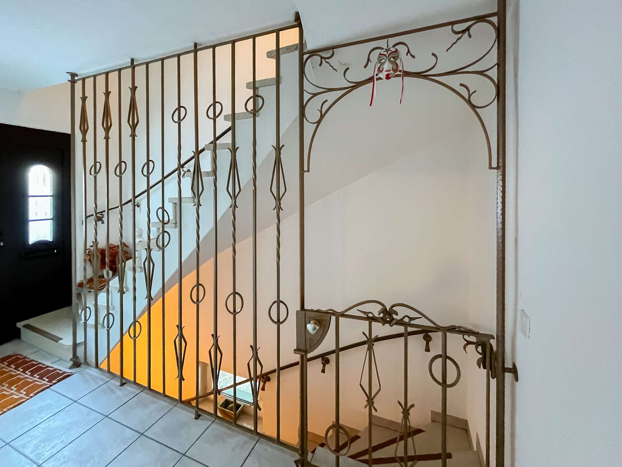 Immobilie in Hausen - Großzügiges Zweifamilienhaus in traumhafter Südwestausrichtung - vielfältige Nutzungsmöglichkeiten - Bild 1