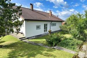 Gepflegtes Wohnhaus mit toller Aussicht – Die vollständige Adresse der Immobilie erhältst du vom Anbieter., 84371 Triftern – Vorschaubild 6