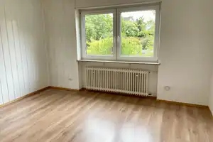 Wohlfühlen in freistehendem Einfamilienhaus mit naturnahem Garten - ideal für eine Familie! – Südliche Weinstraße (Kreis) – Vorschaubild 9
