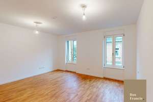 Perfekt für kleine Familien! Schöne 3-Zimmer-Wohnung mit Balkon in der Weststadt. – Moningerstraße 9, 76135 Weststadt, Karlsruhe – Vorschaubild 2