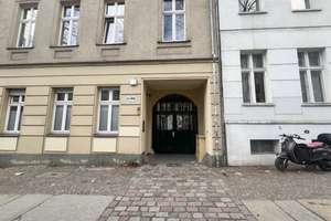 MITTEN IN MITTE - CHARMANTER ALTBAU MIT HOHEN DECKEN & PARKETT - ZUR ZEIT VERMIETET – Anklamer Str. 36 bb, 10115 Mitte (Ortsteil), Berlin – Vorschaubild 9