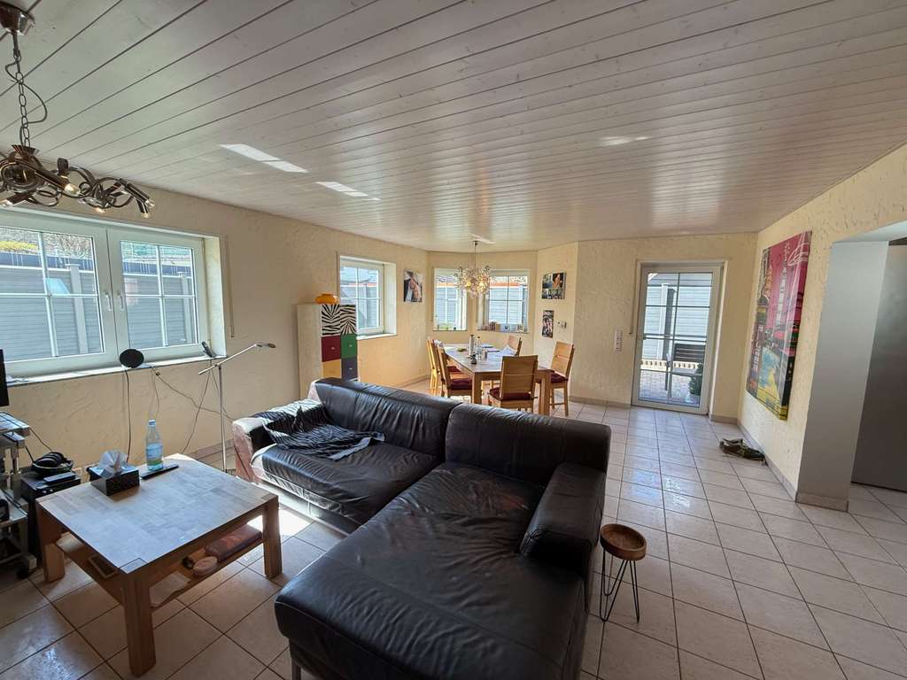 Immobilie in Olsbrücken - Gemütliches Einfamilienhaus mit pflegeleichtem Grundstück in Olsbrücken - Bild 2