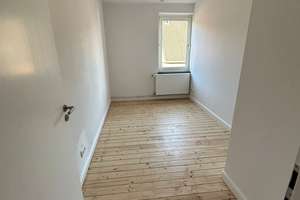 **TOP Wohnung ** Dachgeschosswohnung im wunderschönen Altbau – Hochstr. 48, 58095 Mittelstadt, Hagen – Vorschaubild 2