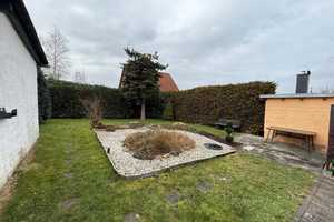 gepflegtes Einfamilienhaus mit schönem Garten und Gartenlaube – Am Rathaus 2, 6198 Saalekreis – Vorschaubild 4