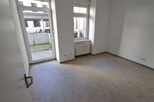 Geräumiger Altbau mit hohen Decken & großer Terrasse in zentraler Lage – Rüdigerstraße 2, 97070 Altstadt, Würzburg – Vorschaubild 12