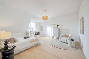 Freiraum über dem Rüdesheimer Platz.: Dachneubau mit Rooftop-Terrasse – Deidesheimer Str. 8, 14197 Wilmersdorf, Berlin – Vorschaubild 9
