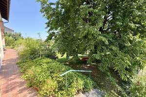 Geräumiges EFH mit Fernwärmeanschluss, idyllischem Garten und herrlichem Blick über das Viehbachtal – Die vollständige Adresse der Immobilie erhältst du vom Anbieter., 84183 Niederviehbach – Vorschaubild 9