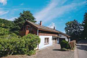 Natur & Stadt vereint - Wohnhaus am Naturschutzgebiet mit Option auf ein angrenzendes Baugrundstück – Baden-Baden – Vorschaubild 3