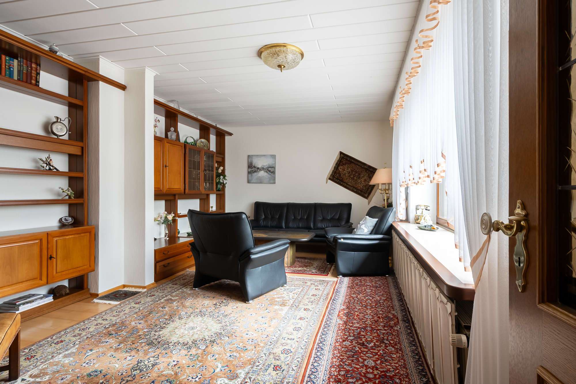 Immobilie in Achim - Bremen: Zweifamilienhaus mit Potenzial – Vermietete Wohnung & frei zur Selbstnutzung! Obj.8692 - Bild 1