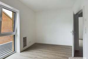 - Provisionsfrei - Modern und Großzügig: Neuwertiges Reihenendhaus in schöner Lage von Bümmerstede – Die vollständige Adresse der Immobilie erhältst du vom Anbieter., 26133 Bümmerstede, Oldenburg (Oldenburg) – Vorschaubild 15