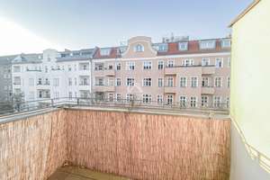 GROßZÜGIGE UND KLASSISCHE ALTBAUWOHNUNG MIT BALKON IN PRENZLAUER BERG! PROVISIONSFREI! – Ueckermünder Str. 17, 10439 Prenzlauer Berg, Berlin – Vorschaubild 5