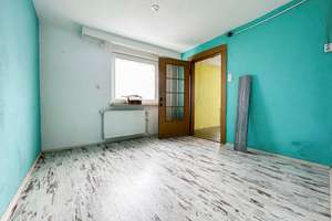 Raum für Ideen: Großzügiges Wohnhaus mit Garage, Hof und Scheune – Die vollständige Adresse der Immobilie erhältst du vom Anbieter., 91452 Wilhermsdorf – Vorschaubild 9