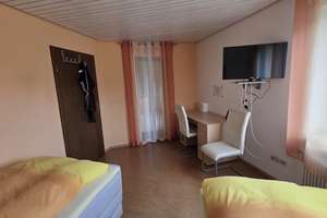 Wohnen mit mediterranem Flair: Gepflegtes Einfamilienhaus mit großem Garten, 2 Terrassen u. Garage – Bahnhofstraße 15/2, 79588 Efringen-Kirchen – Vorschaubild 23