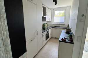 Modernes Reihenmittelhaus zu vermieten: 140m² Wohnfläche in einem Hochheimer Ortsteil – Main-Taunus-Kreis – Vorschaubild 14