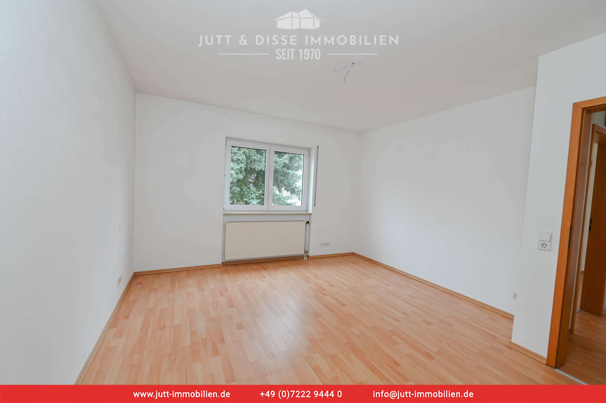 Immobilie in Sinzheim - Gepflegte 4 Zimmerwohnung mit Balkon und Garage zentral in Sinzheim - Bild 4