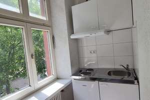 Möbliertes 1-Zimmerappartement mit wöchentlicher Reinigung – Amalienstraße 44, 76133 Innenstadt-West, Karlsruhe – Vorschaubild 3
