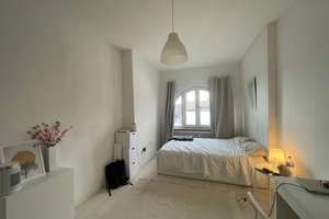 🏠 Gemütliche 1,5-Zimmer-Dachgeschosswohnung im beliebten Saarlandstraßenviertel