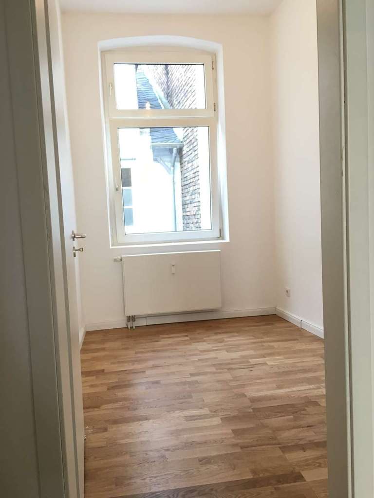 Immobilie in Boppard - Attraktives Mehrfamilienhaus mit Gewerbeeinheit in zentraler Lage von Boppard - Bild 3