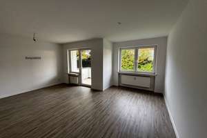 Charmante 2-Zimmer-Wohnung in Oldenburg mit Balkon und Garten – Die vollständige Adresse der Immobilie erhältst du vom Anbieter., 26133 Kreyenbrück, Oldenburg (Oldenburg) – Vorschaubild 2